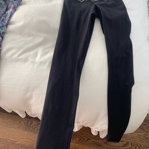 Black lululemon leggings